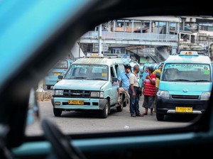 Tempat Duduk Pria-Wanita di Angkot DKI Dipisah, Komnas Perempuan: Menyulitkan
