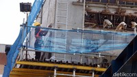 Diketahui, Kementerian Pekerjaan Umum dan Perumahan Rakyat (PUPR) tetap melanjutkan pembangunan infrastruktur jalan tol maupun jalan nasional, kendati pemerintah menetapkan larangan mudik lebaran 2020.