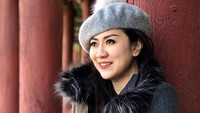 Ernie mengatakan cara pendekatan yang dilakukan figur publik lewat DM Instagram begitu halus. Foto: Dok. Instagram himynameisernie