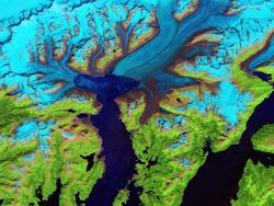 Penampakan Bumi dari Luar Angkasa yang Bikin Takjub