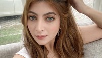 Sarah Salsabila menyebut hasil lelang 100 persen akan diberikan kepada pejuang COVID-19. Foto: Dok. Instagram Sarah Salsabila