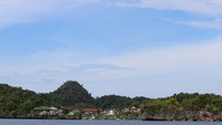 Pulau ini adalah sebuah perkampungan muslim.  (dok Istimewa/Hari Suroto)