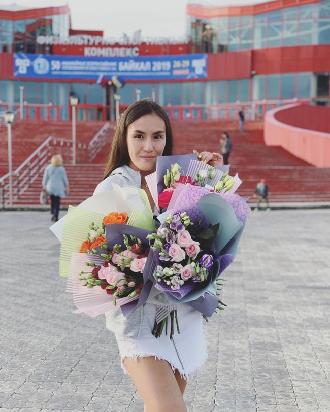 Delapan tahun kemudian, Liudmila membuktikan prestasi dirinya di dunia tinju. Wanita yang kini berusia 21 tahun ini adalah salah satu petinju amatir wanita yang populer di Rusia. Foto: Instagram