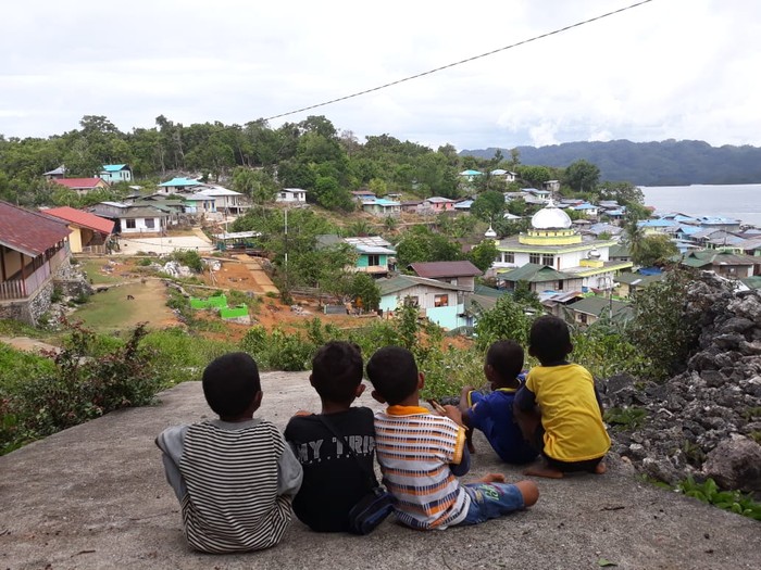 Pulau Arguni, kampung muslim di Fakfak Pulau Arguni, kampung muslim di Fakfak