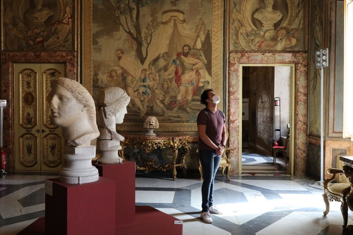 Italia mulai melonggarkan penerapan lockdown di kawasannya. Museum di kawasan itu pun kin mulai kembali dibuka untuk umum.