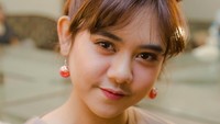 Ziva Magnolya menjadi salah satu penyanyi muda di Indonesia yang sedang mendapatkan banyak perhatian. Foto: Ziva Magnolya (Dok. Pribadi)