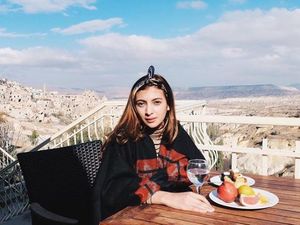 Video Sarah Keihl Menangis Minta Maaf Usai Heboh Lelang Keperawanan