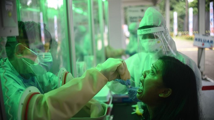 LBNI berkolaborasi dengan jaringan RS Bunda dan JSK Group menggelar swab test Covid-19 secara gratis untuk 30.000 peserta, dalam payung Program BNI Berbagi Swab Test.