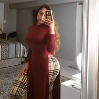 Wanita yang tinggal di New Delhi itu melakukan empat operasi bokong sebanyak empat kali dalam dua tahun. Shilpa melakukan transfer lemak dari area tubuh lainnya ke bokongnya.  Foto: dok. Instagram