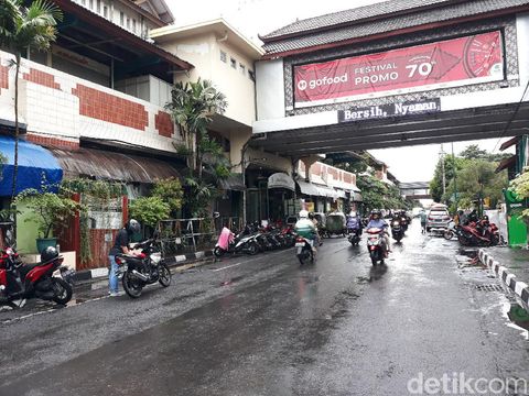 Lengangnya Pasar Beringharjo Yogya, Kamis (21/5/2020).