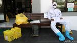 Suasana Rapid Test COVID-19 di Joyotakan Solo