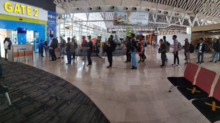 Suasana di Bandara Internasional Sultan Hasanuddin, Makassar
