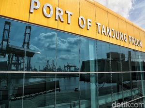 Potret Pelabuhan Tanjung Priok yang Sunyi Sepi
