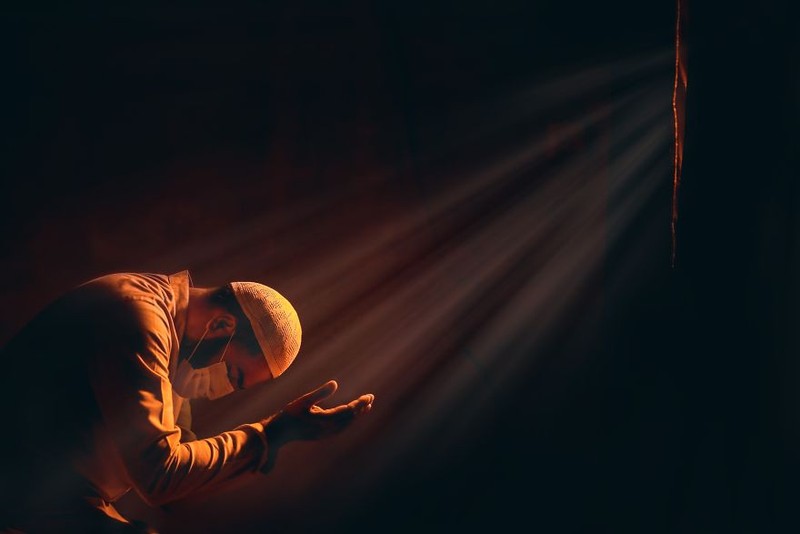 Kontes Foto Agora #StayHome menginspirasi fotografer agar tetap kreatif dari rumah dan mendokumentasikan situasi yang belum pernah terjadi sebelumnya.