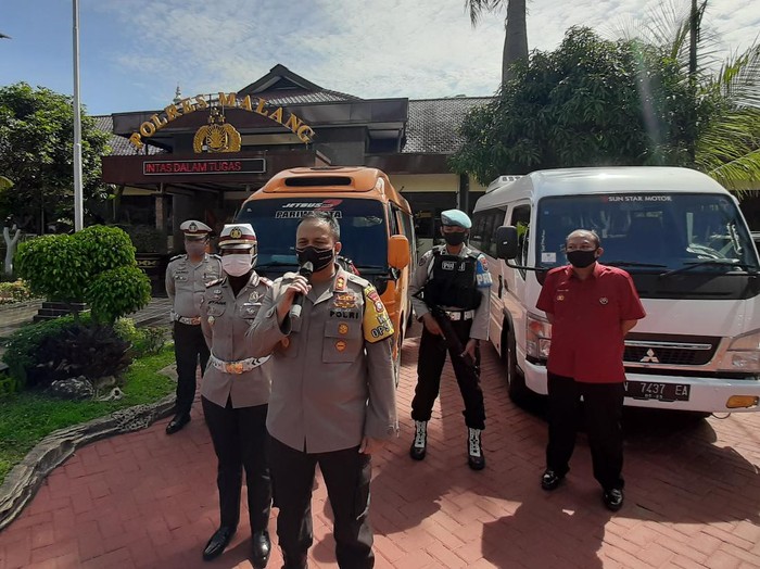 Masuk Kabupaten Malang, Tiga Travel Diamankan