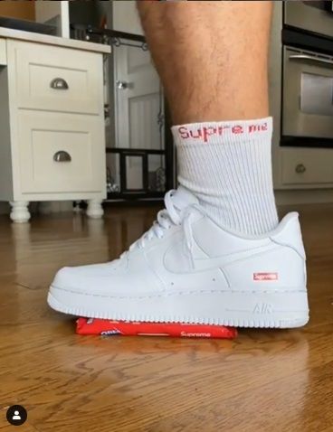 Pria ini jadikan Oreo Supreme sebagai mainan