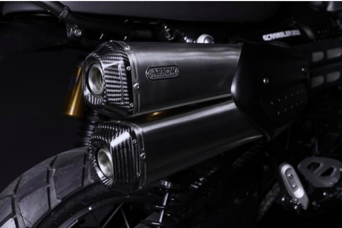 Triumph Scrambler ala James Bond