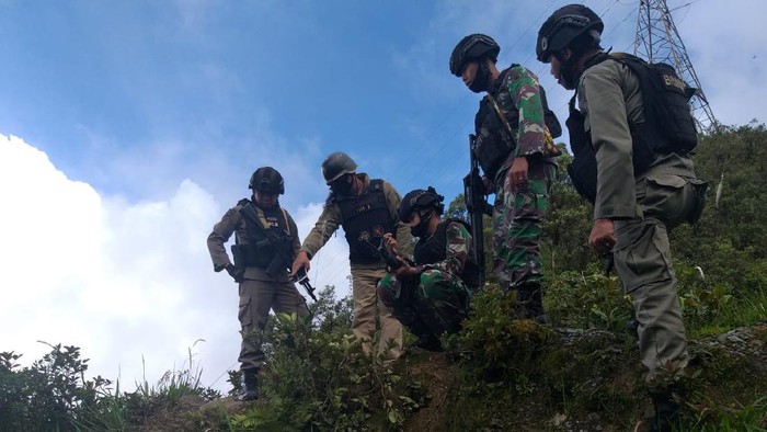 Tim Gabungan Cek Lokasi Warga Ditembak KKB di Tembagapura
