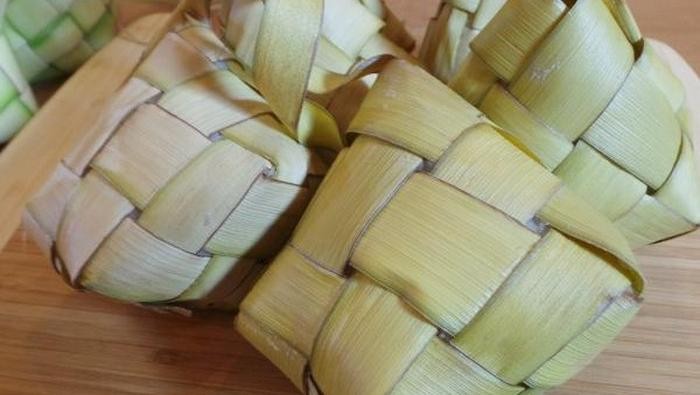 Cara membuat ketupat Cara membuat ketupat