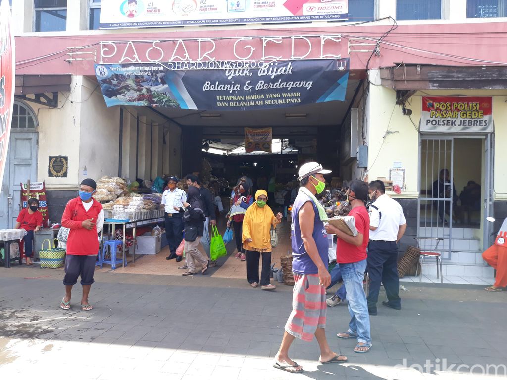 Pasar Gede Solo.