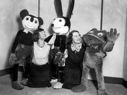 Potret Jadul Mickey Mouse yang Menyeramkan