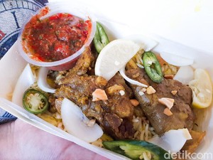 Oh My Goat: Laziz! Buka Puasa Pakai Nasi Mandi dan Samosa Kambing
