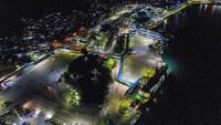 Beginilah Foto aerial suasana Pelabuhan Merak di Banten, Kamis (21/5/2020) malam yang terpantau sepi.