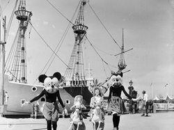 Potret Jadul Mickey Mouse yang Menyeramkan