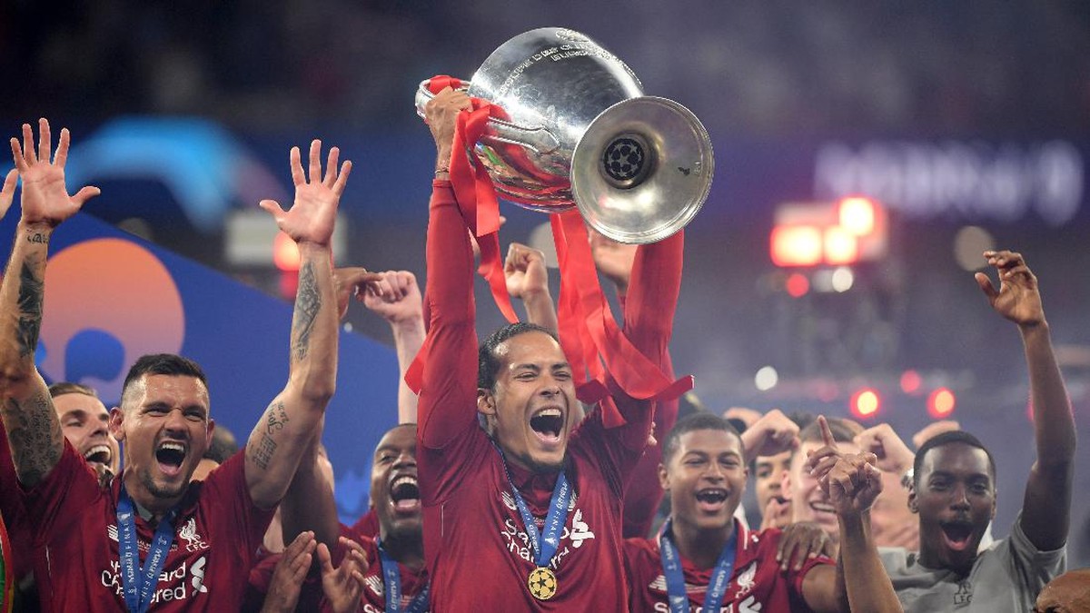 Virgil van Dijk membantu Liverpool memenangi Liga Champions musim lalu. (Foto: Getty Images/Matthias Hangst)