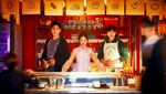 Pesona Hwang Jung Eum, Pemain Mystic Pop-up Bar Saat Kulineran
