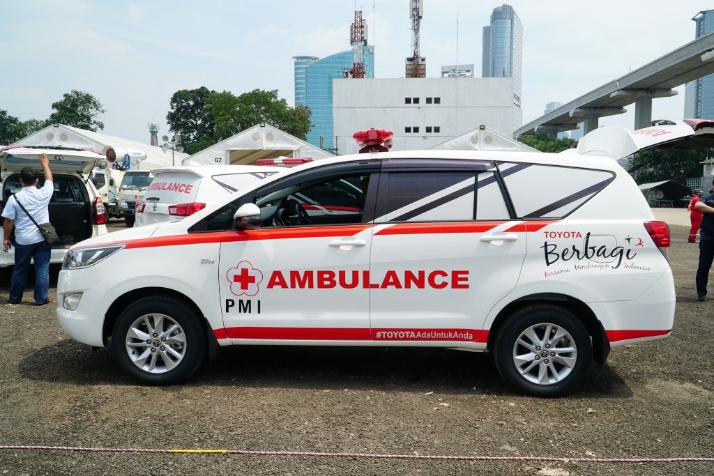 Kijang Innova Jadi Mobil Ambulans