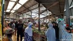Ramainya Pasar Jengkol di Gunung Sindur saat PSBB