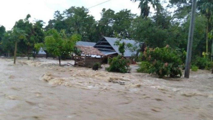 Tanggul Jebol, 5 Desa di Luwu Sulsel Terendam Banjir