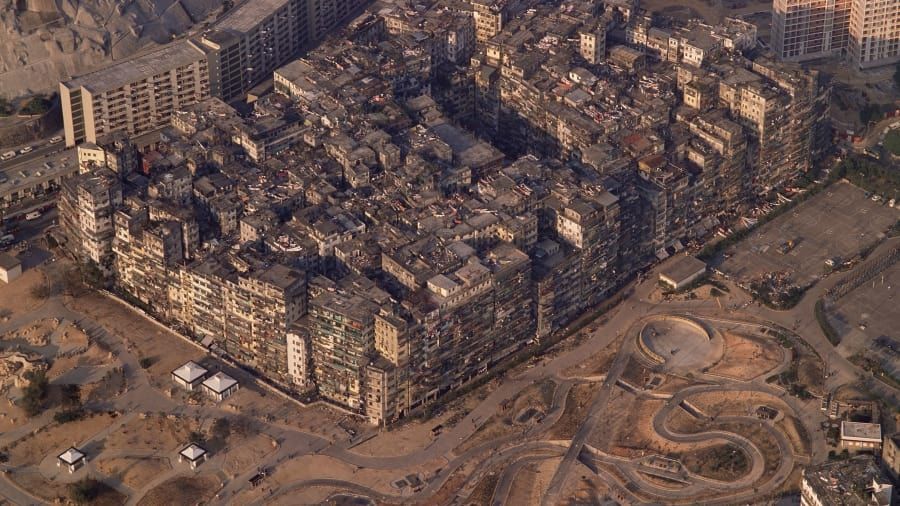 Rumah bertumpuk di Kowloon Walled City