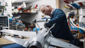 Si fotografer mencoba menyampaikan gagasan bahwa semua orang harus memiliki hobi karena itu bisa menjadi cara yang bagus untuk mengatasi stres. Istimewa/Dok. Boredpanda/@mtografi.