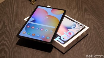 Harga Galaxy Tab S6 Lite sendiri Rp 6,999 juta (64 GB) dan Rp 7,299 (128 GB). Foto: Adi Fida Rahman/detikINET