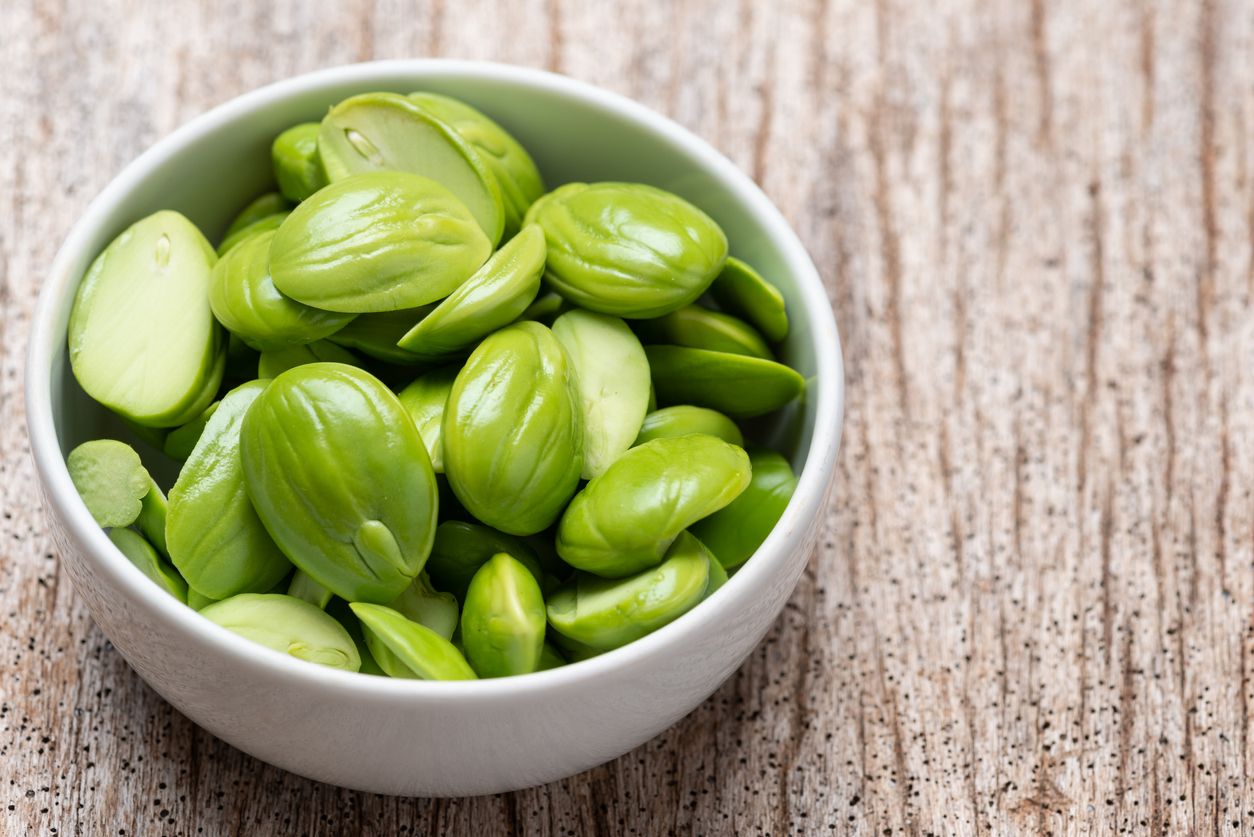 Stink Beans , Parkia speciosa seeds or bitter bean.