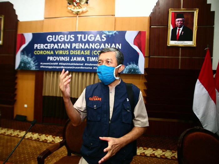 Ketua Rumpun Tracing Gugus Tugas Penanganan COVID-19 di Jatim dr Kohar Hari Santoso