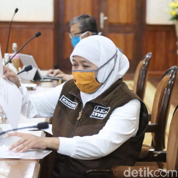 Masih banyak masyarakat yang melanggar PSBB Surabaya Raya. Dalam PSBB jilid 2, ada 845 KTP pelanggar yang disita Satpol PP.
