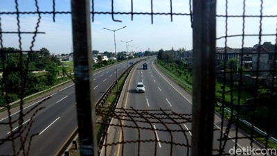 H-1 Lebaran Tol JORR Lengang