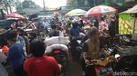 Warga Bekasi Padati Pasar Kranji Baru