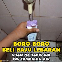 Ramadhan segera berlalu dan Idul Fitri pun hadir menandai awal bulan Syawal. Ilustrasi penuh haru dan kocak ini siap nemanin kamu menyambut Lebaran.