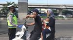 Check Point PSBB di Kalimalang Diperketat