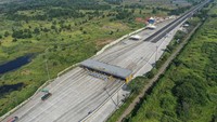 Begini potret sepinya pintu Tol Cikampek Utama, Karawang, Jawa Barat.