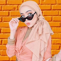 Postingan itu pun membuat banyak netizen marah. Tak sedikit dari mereka mengkritik influencer Kasha yang mengambil keuntungan dengan cara tak layak. Foto: dok. Instagram