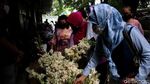 Semerbak Bunga Sedap Malam Sambut Hari Raya Idul Fitri
