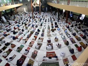 Cegah Penularan Corona, DMI Usul Salat Idul Adha 2 Gelombang di Masjid