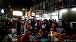 Begini Potret Pengkolan Garut yang Ramai di Malam Takbiran
