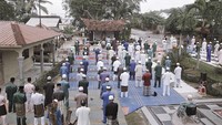 Di bawah kehidupan new normal, salat jemaah dan kunjungan sangat tidak dianjurkan guna menekan penyebaran virus Corona. Getty Images/Rahman Roslan