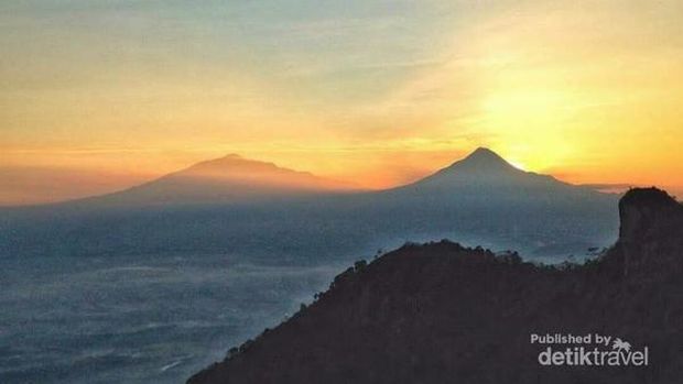 Puncak Suroloyo
